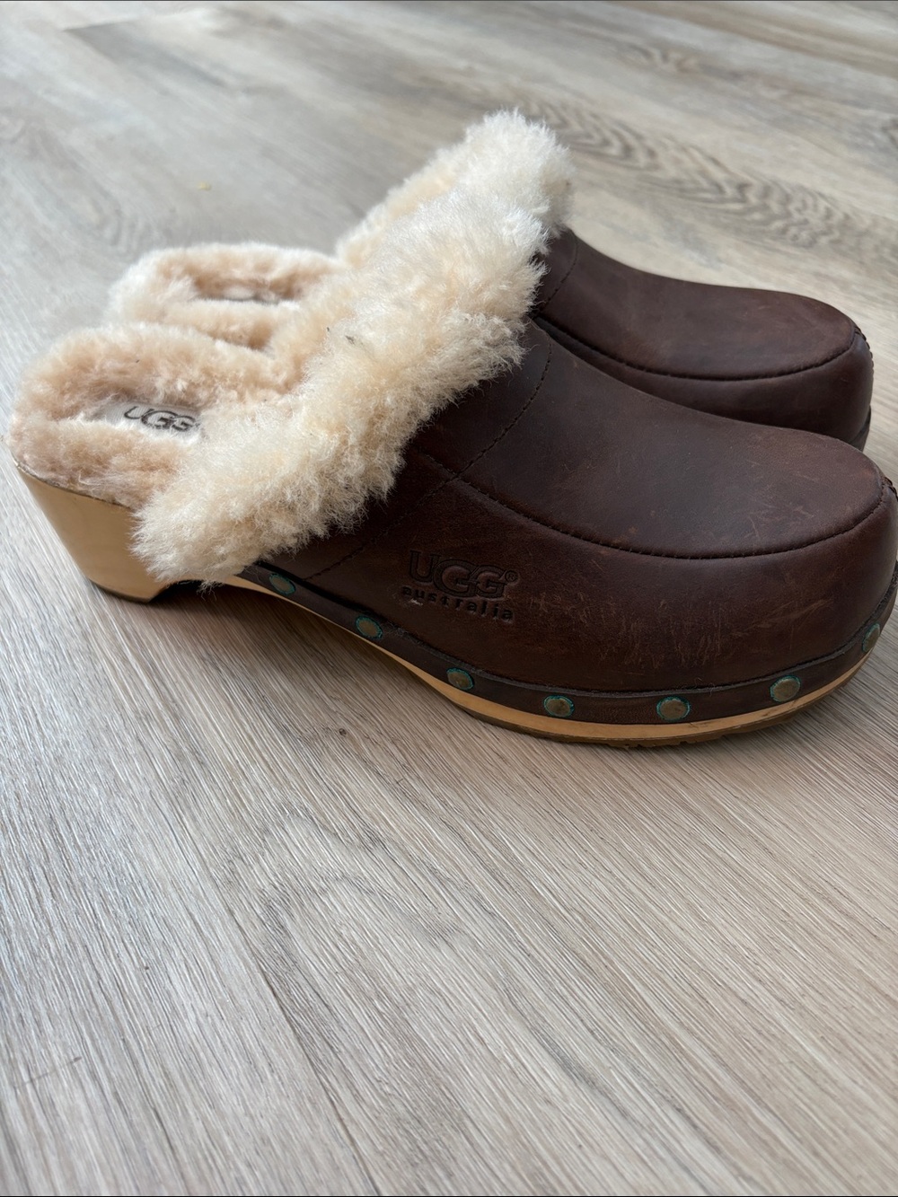 UGG Australia Kalie Brown Leather Shearling Lined Wooden Clogs Size 7 cozy warm - Picture 5 of 10